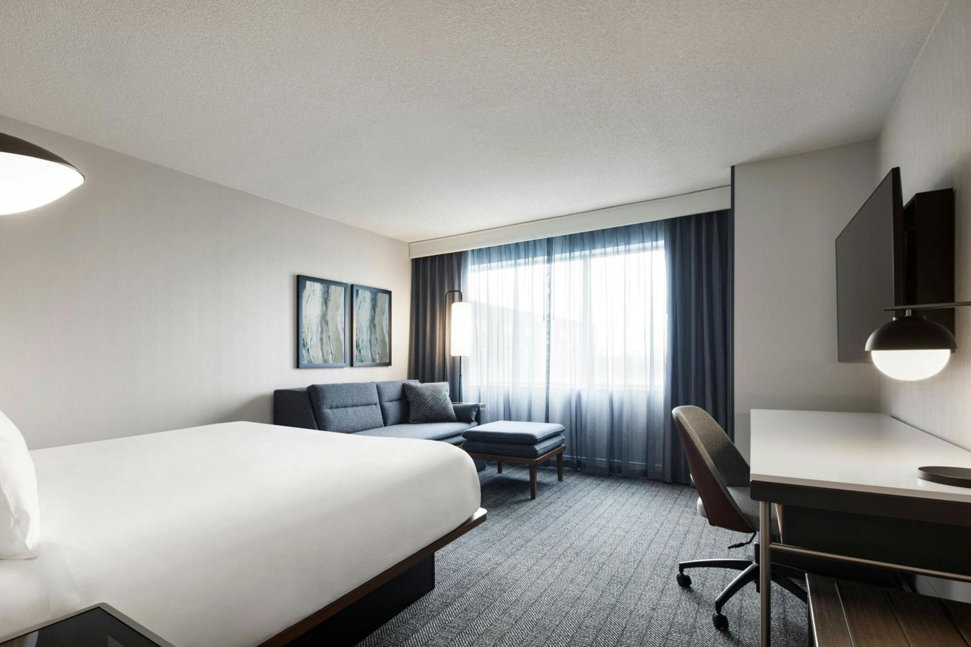 คอร์ตยาร์ด บาย แมริออท มอนทรีออลแอร์พอร์ต Hotel ดอร์วาล ภายนอก รูปภาพ
